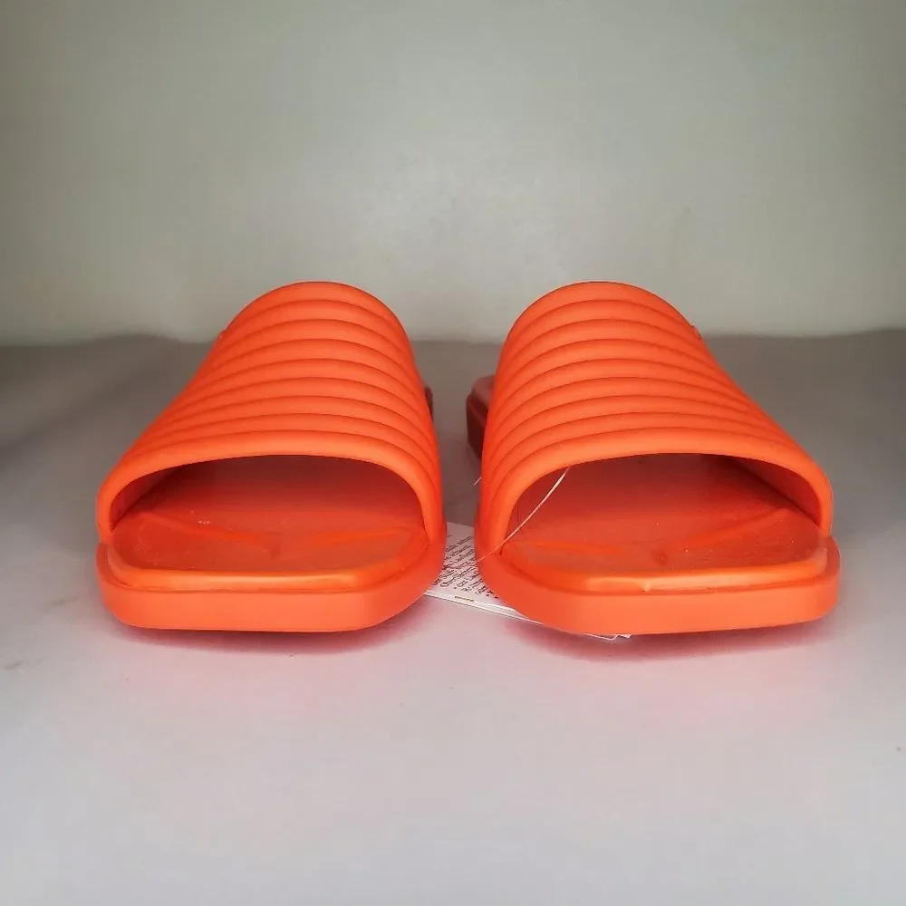 NWT Crocs Miami Slide Size 6